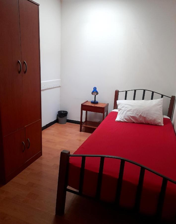 Atacama Hostel Backpackers Сантьяго Екстер'єр фото