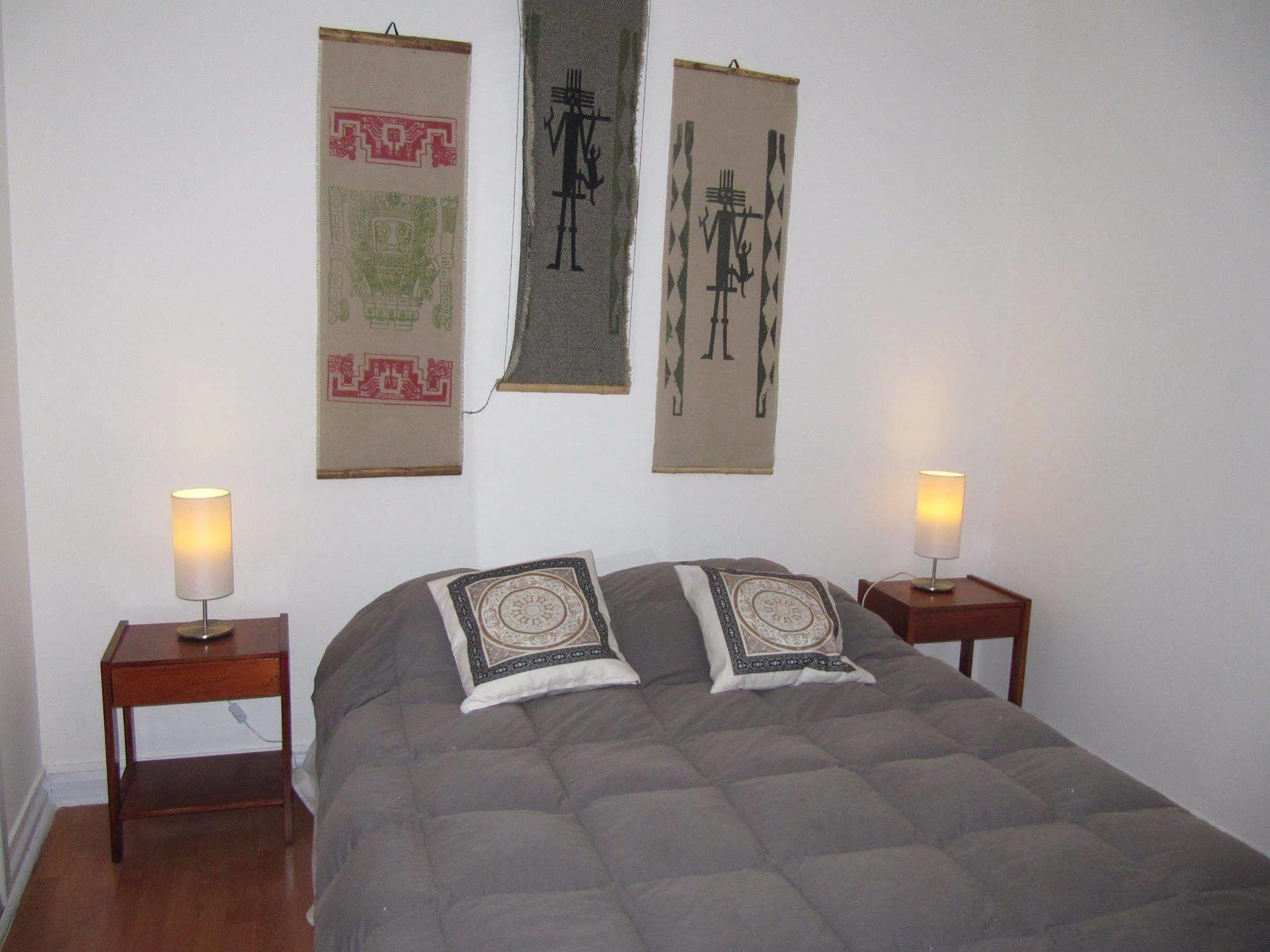 Atacama Hostel Backpackers Сантьяго Екстер'єр фото